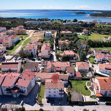 Apartmani Suhi Brod Medulin Extérieur photo