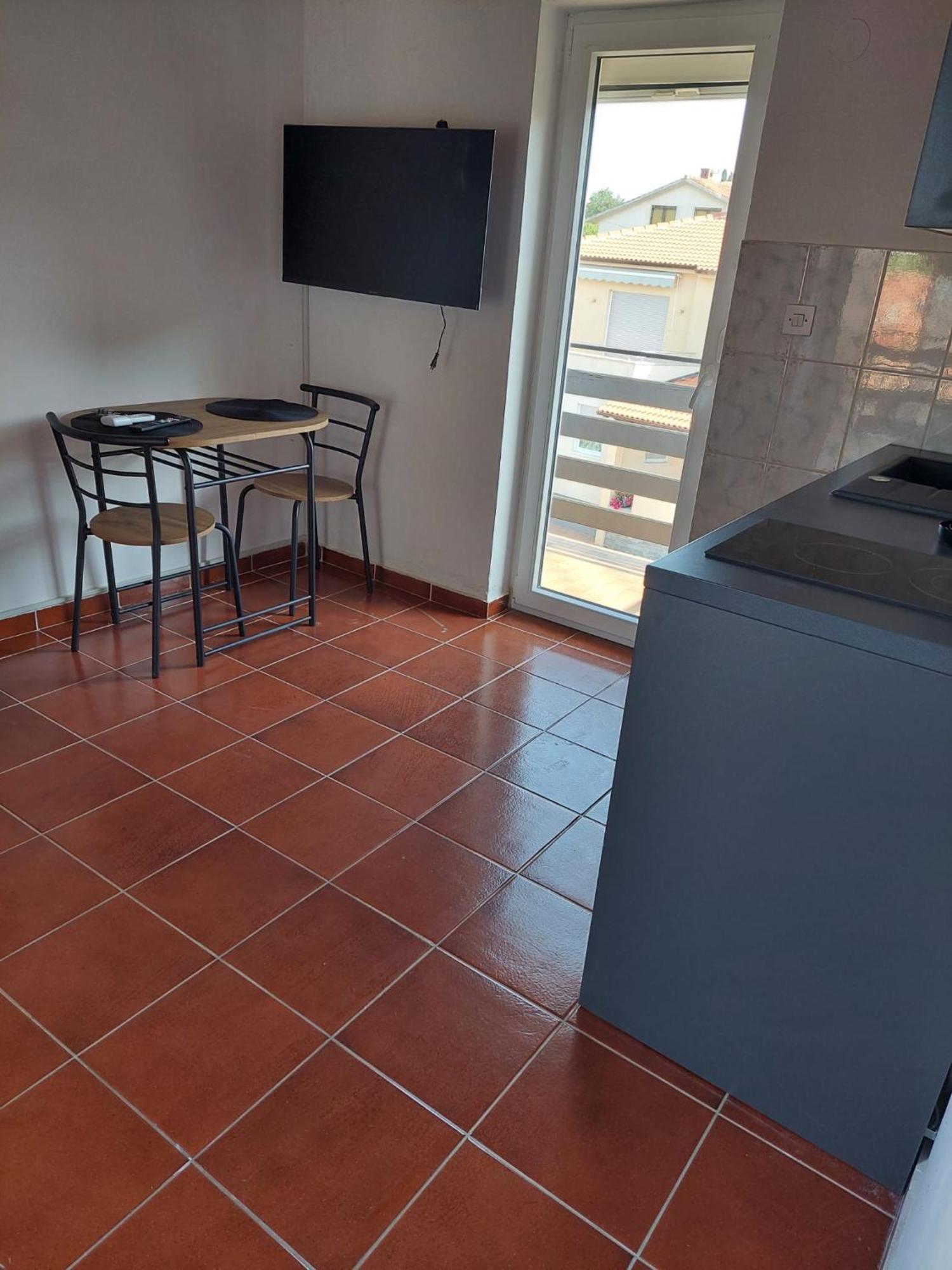 Apartmani Suhi Brod Medulin Extérieur photo