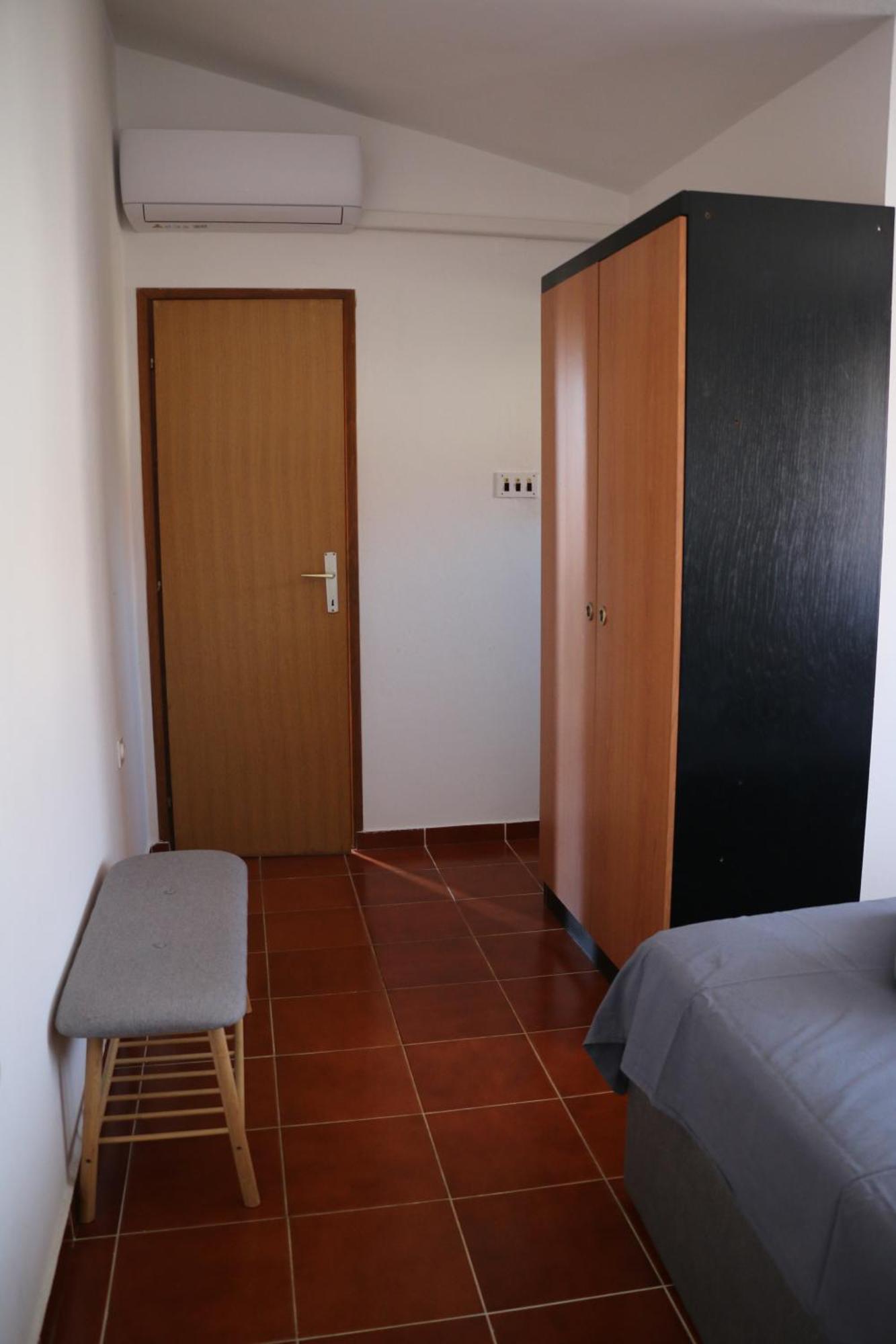 Apartmani Suhi Brod Medulin Extérieur photo