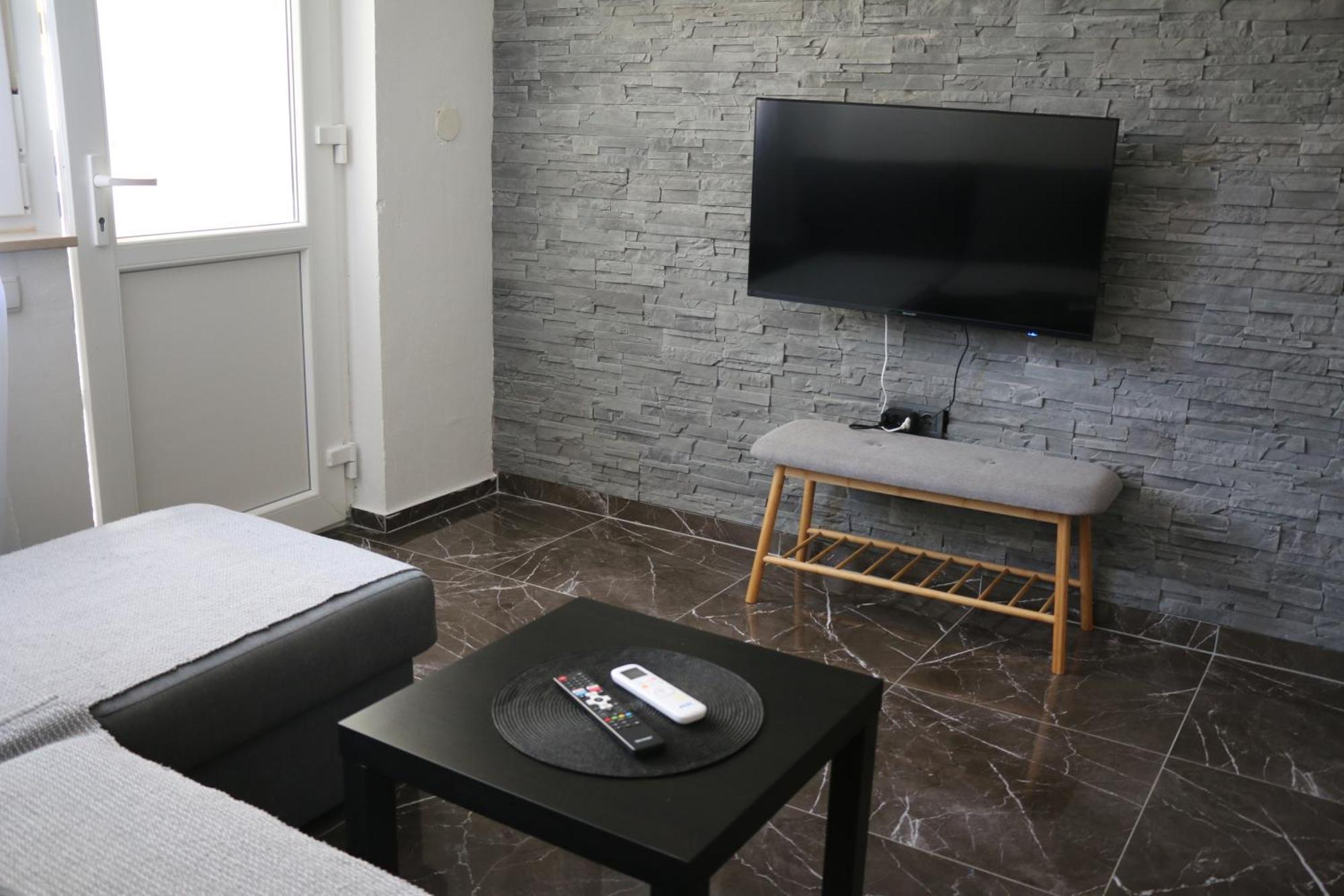 Apartmani Suhi Brod Medulin Extérieur photo