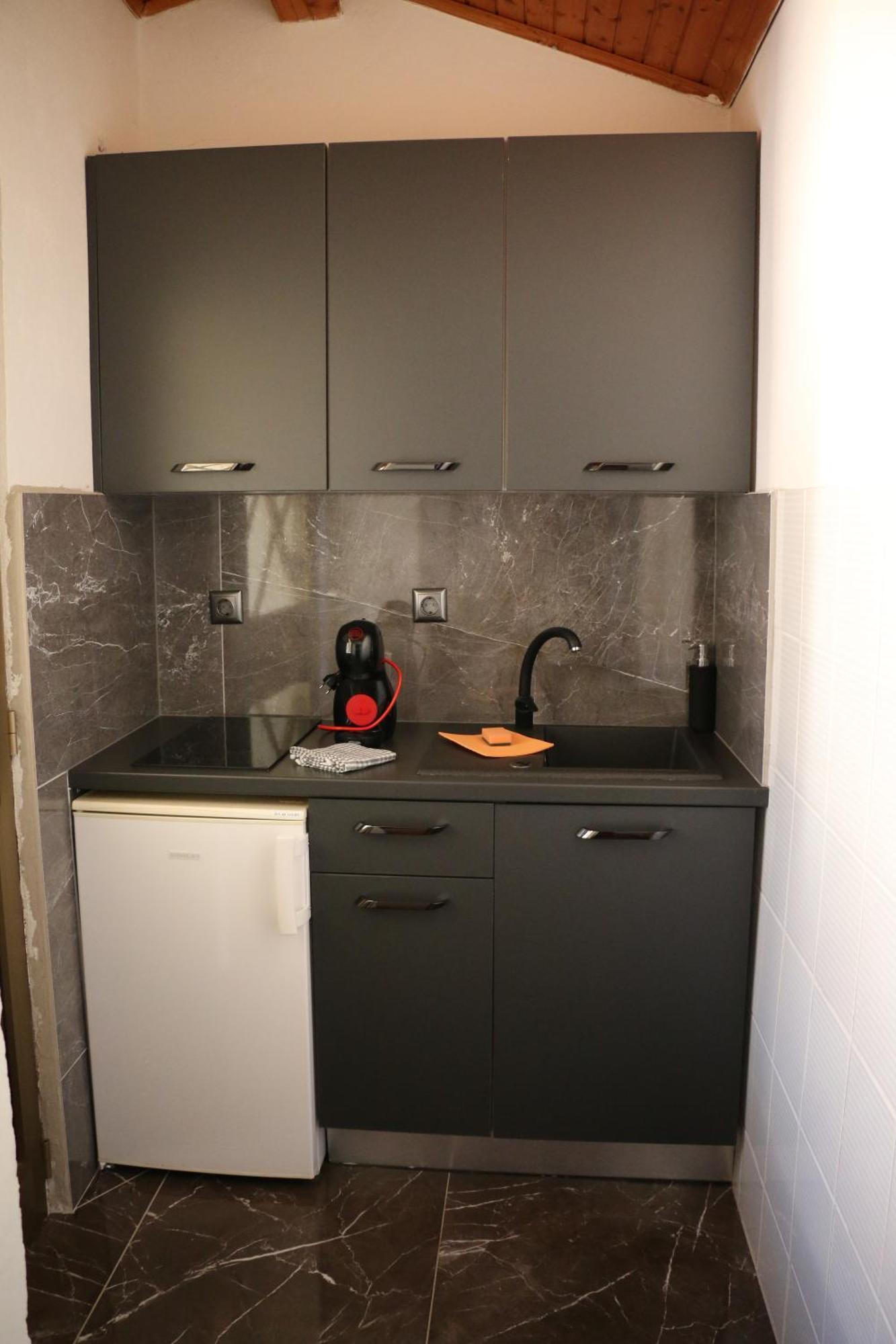 Apartmani Suhi Brod Medulin Extérieur photo
